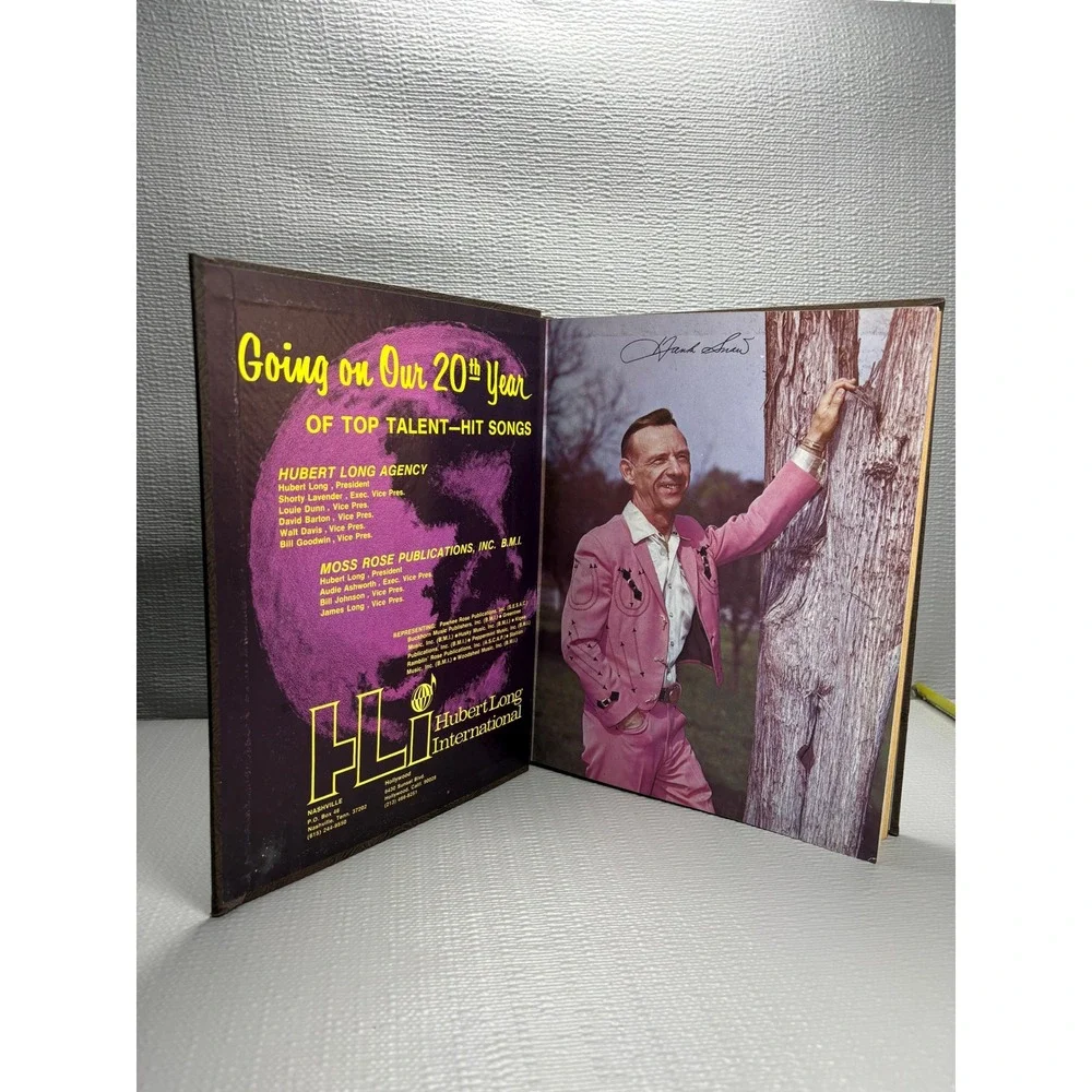 The Country Music Who's Who 1970 Edition Record‎ World Publication Vintage Book